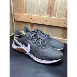Nike LEGEND ESSENTIAL 2 Mens Size 11.5 Grey & White Athletic Sneakers